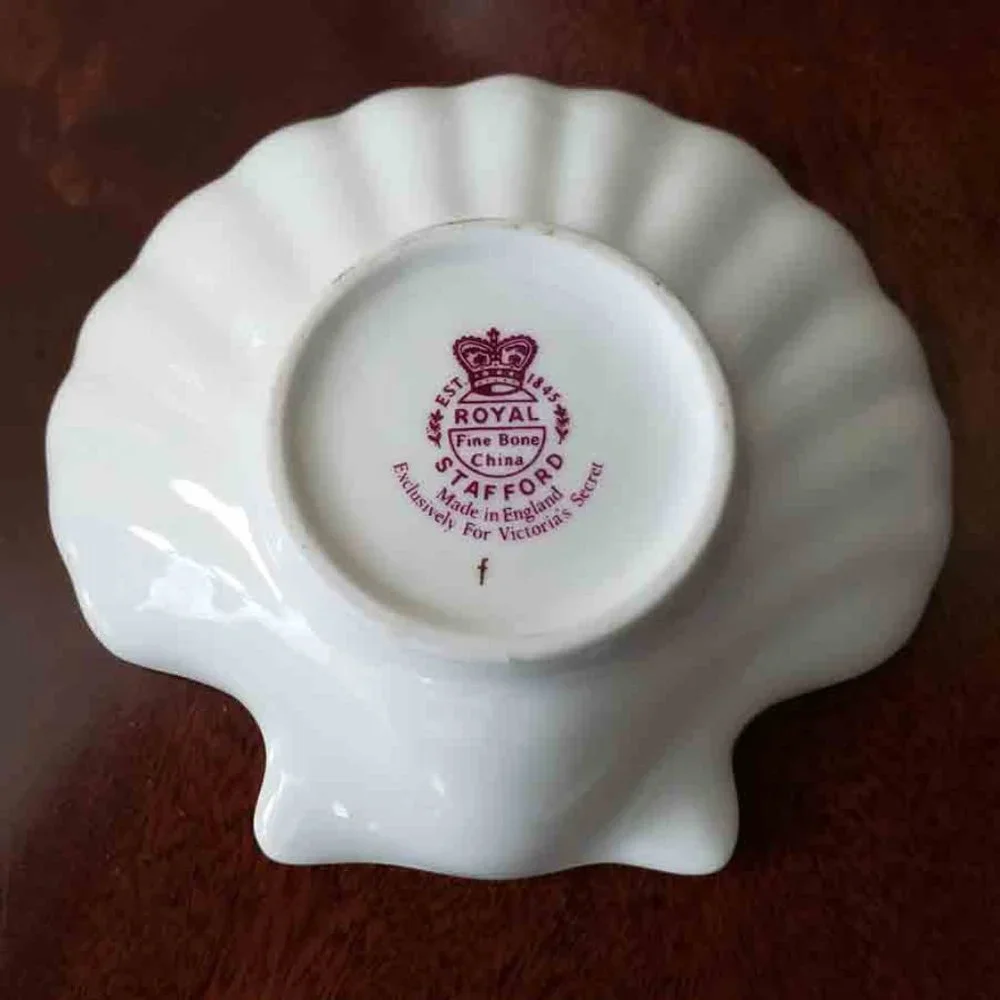 Royal Stafford England Bone China Ring / Soap Dish Made for Victoria Secret